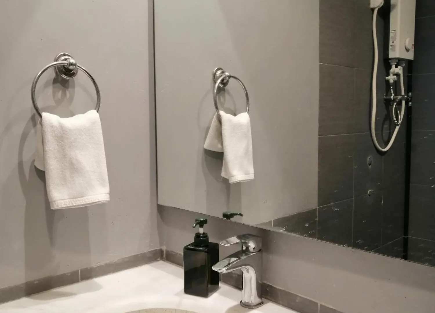 Apartament City Tropical Home II George Town Malezja